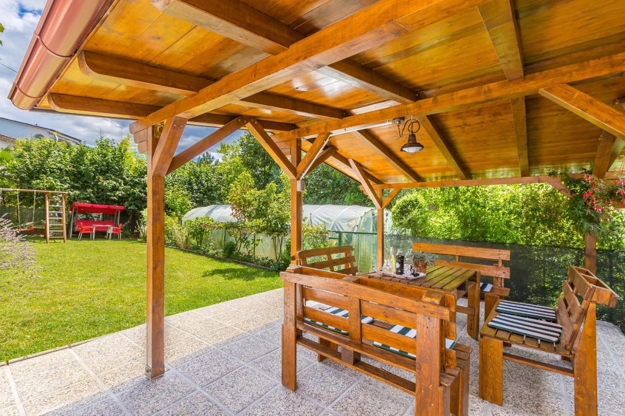 Apartment Karmel Viskovo Екстериор снимка