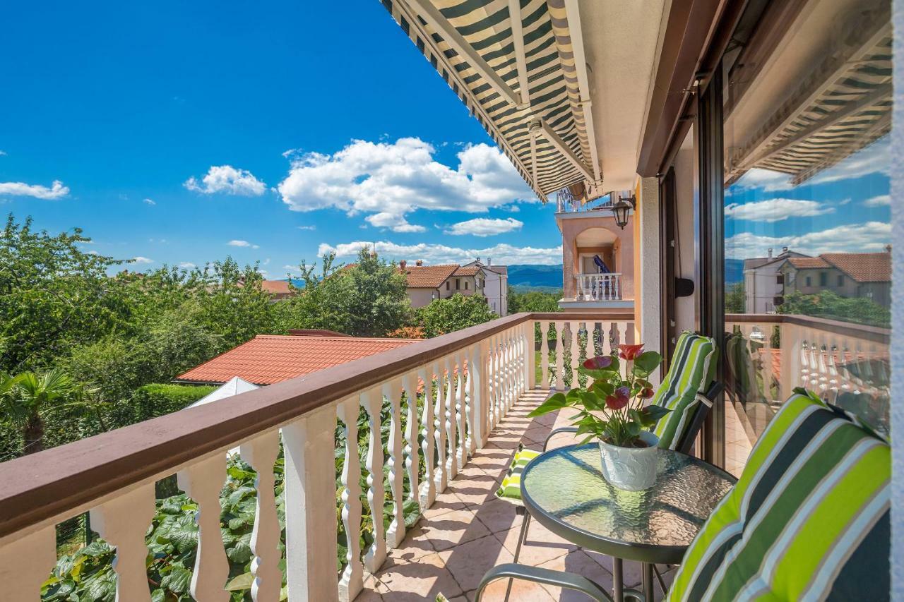 Apartment Karmel Viskovo Екстериор снимка