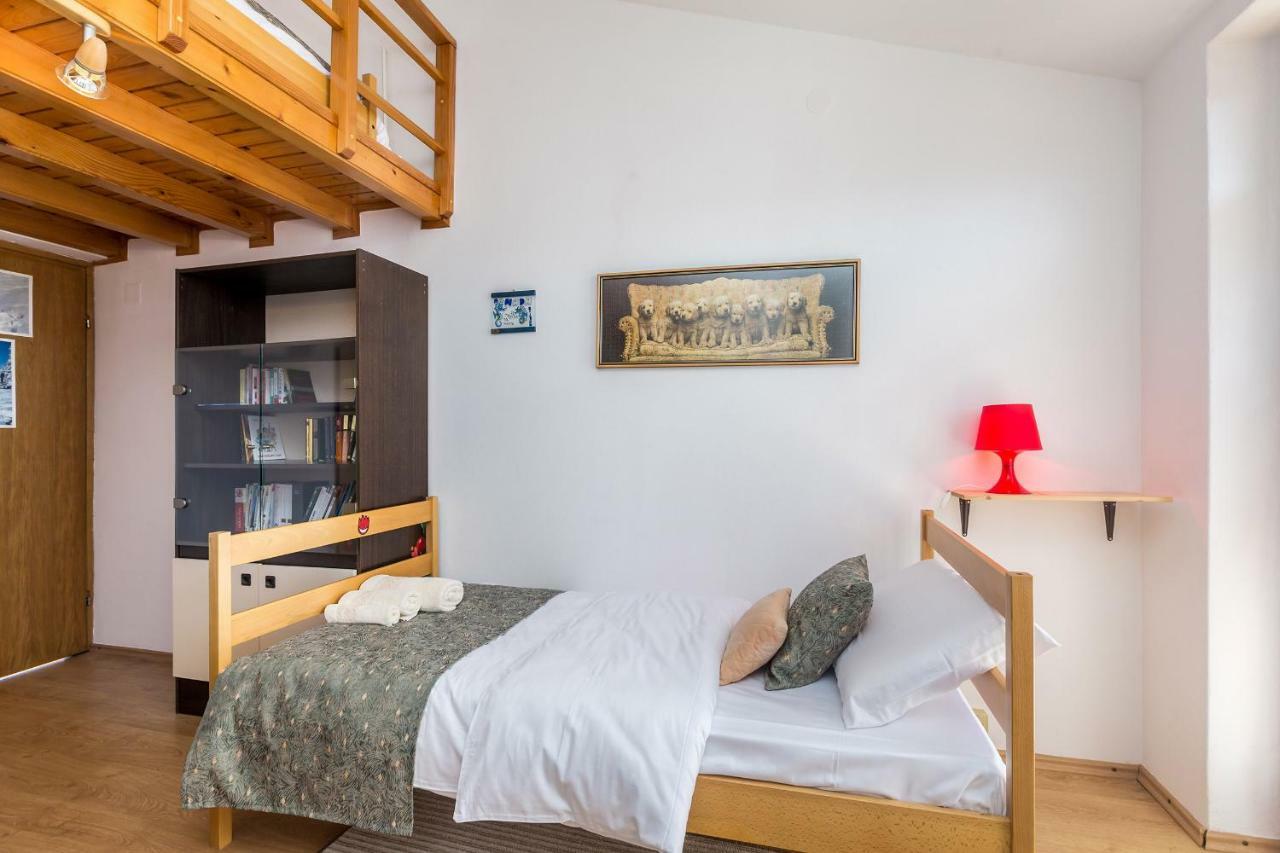 Apartment Karmel Viskovo Екстериор снимка