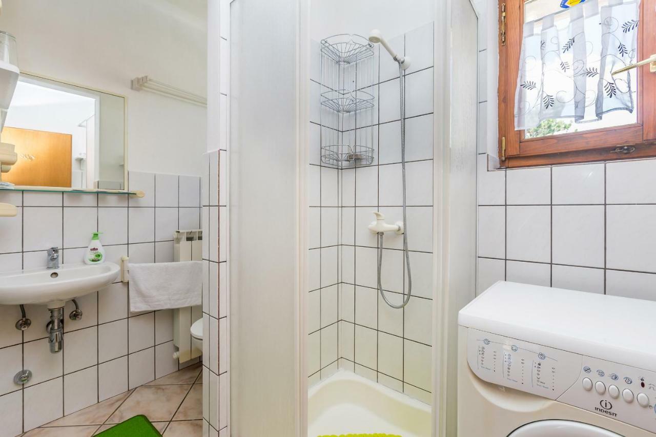 Apartment Karmel Viskovo Екстериор снимка